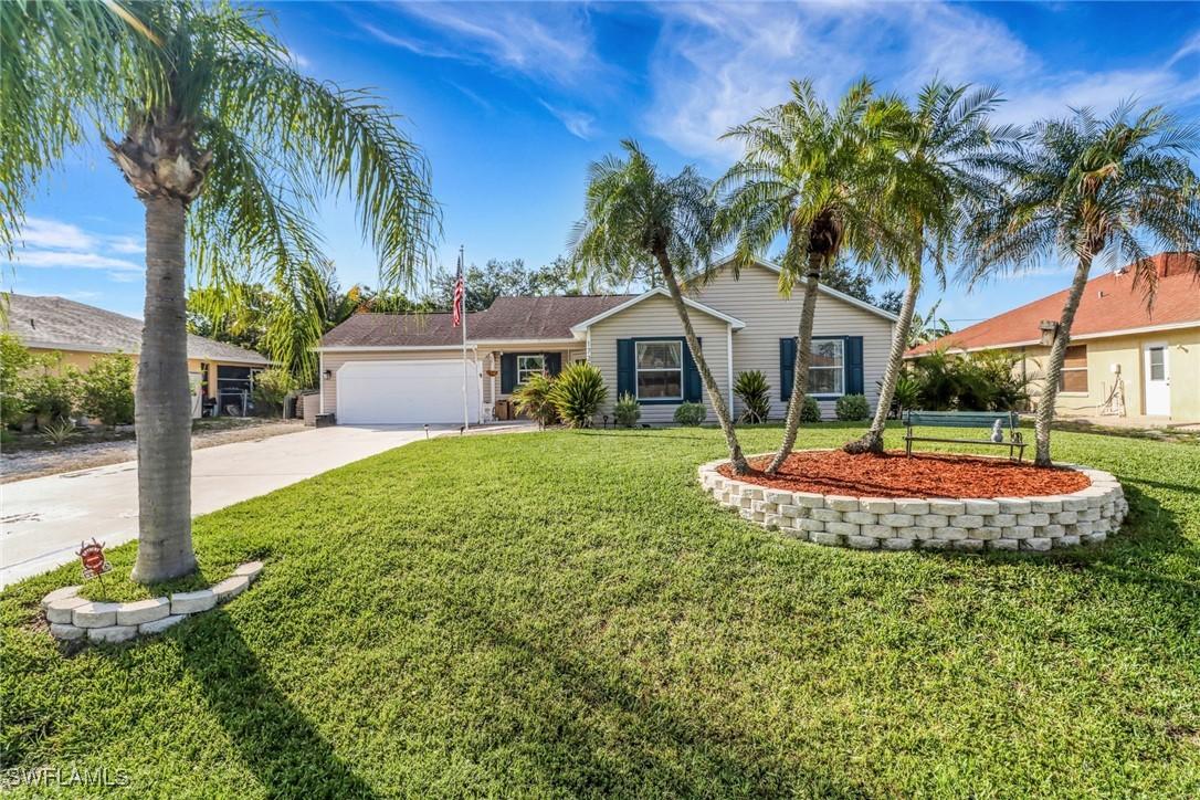 17223 Plantation Dr., Fort Myers, FL 33967