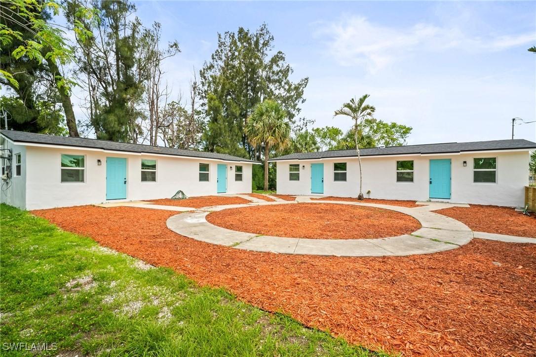 2316 Bayside St., Naples, FL 34112