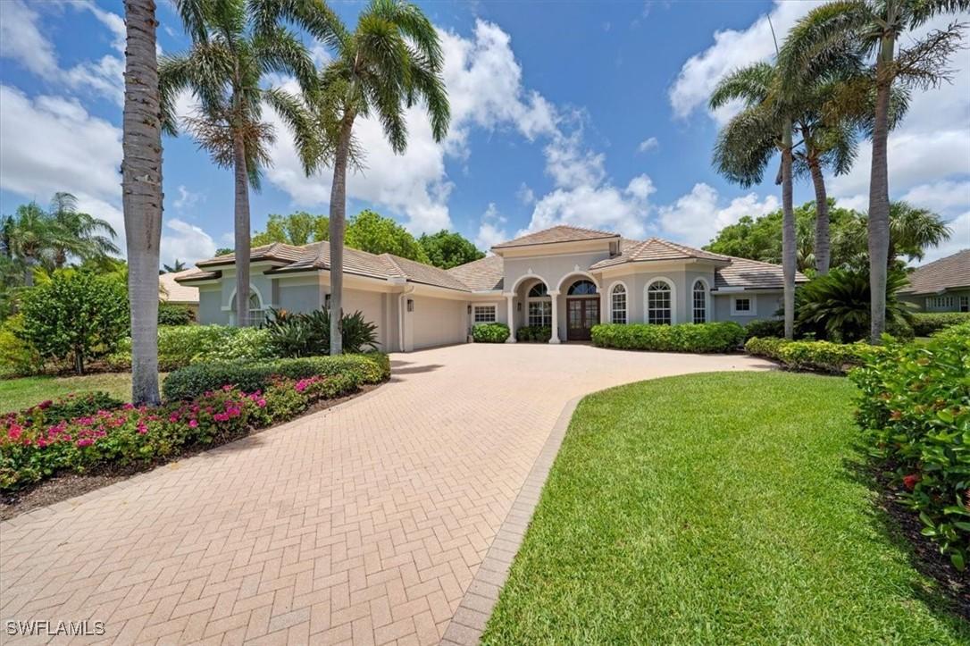 2366 Alexander Palm Dr., Naples, FL 34105