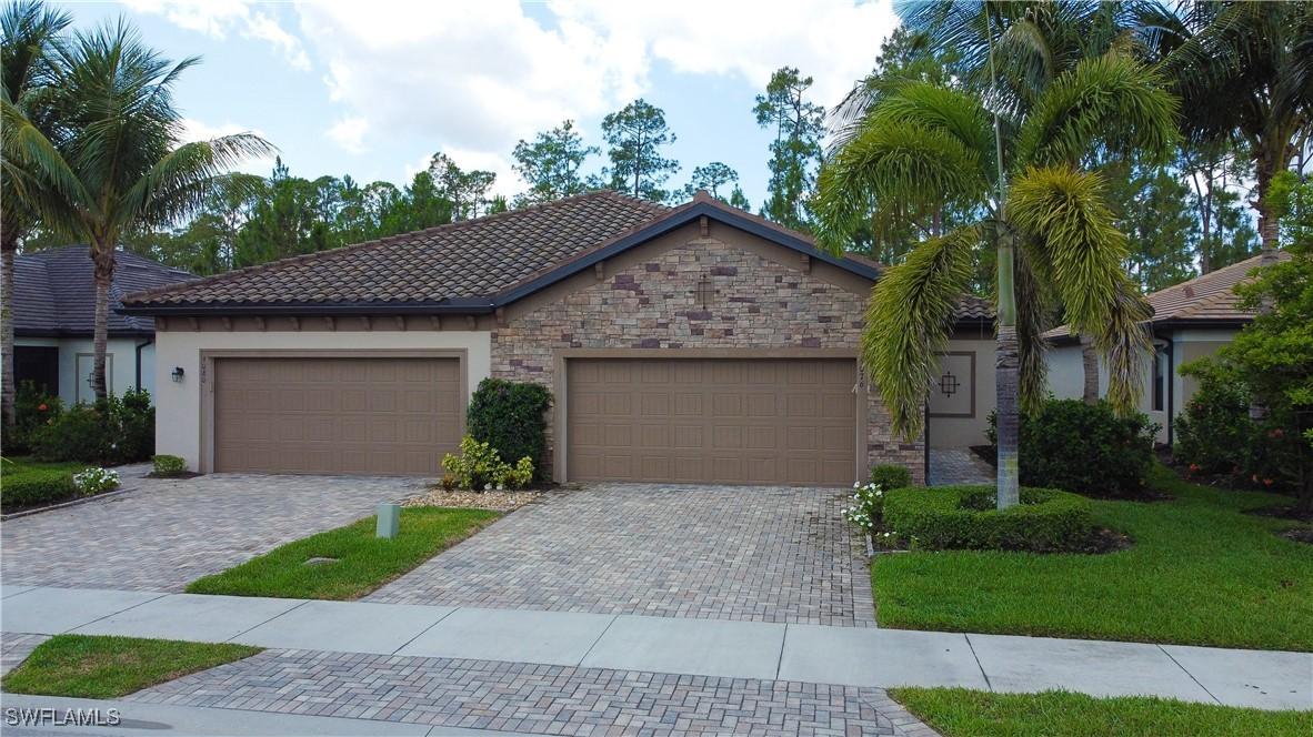 9076 Glenforest Dr., Naples, FL 34120