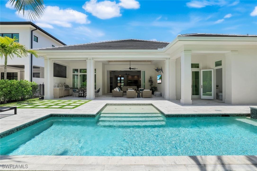 6630 Palisades Ave., Naples, FL 34109