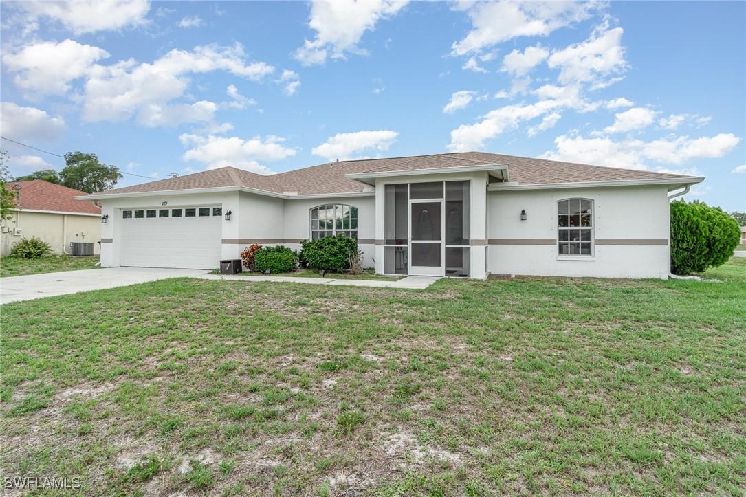 879 Rue Labeau Cir., Fort Myers, FL 33913