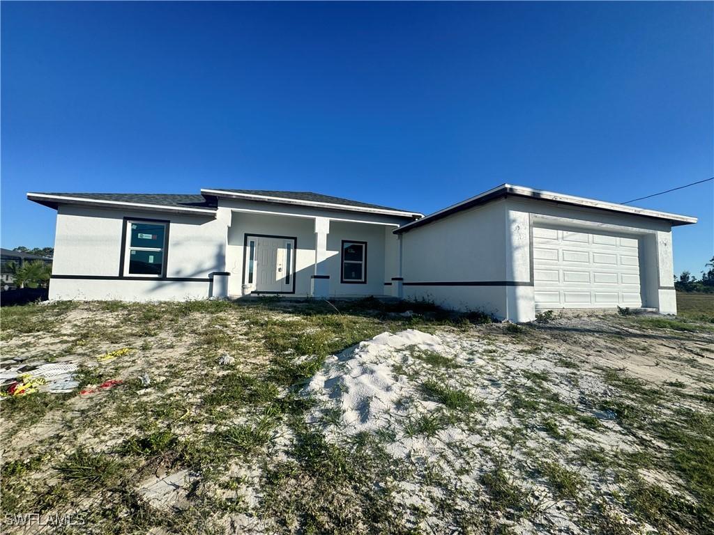904 Vogiantzis Pkwy., Cape Coral, FL 33909