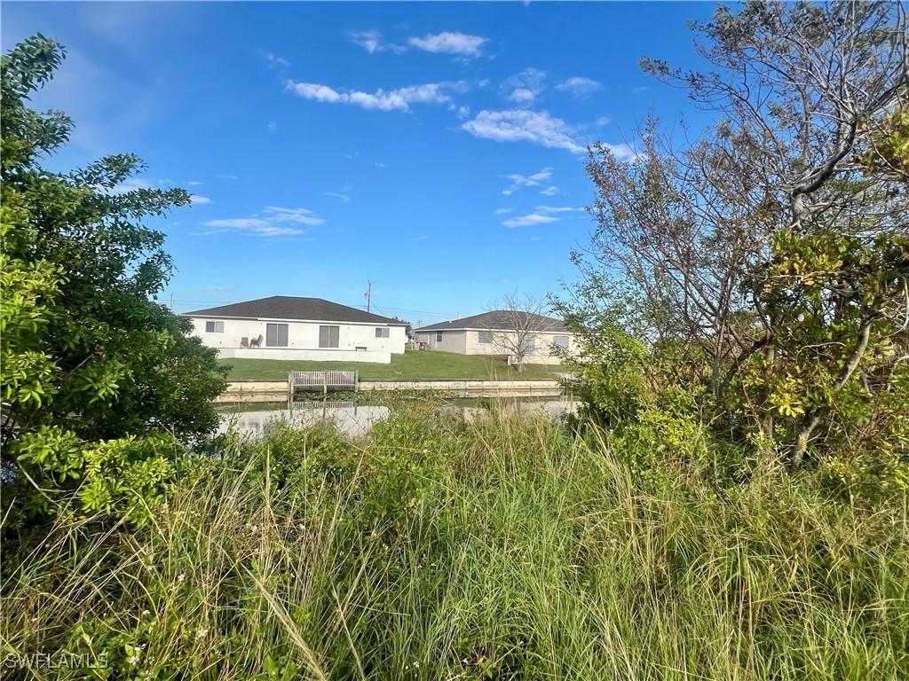 1424 NE 9th Ave., Cape Coral, FL 33909