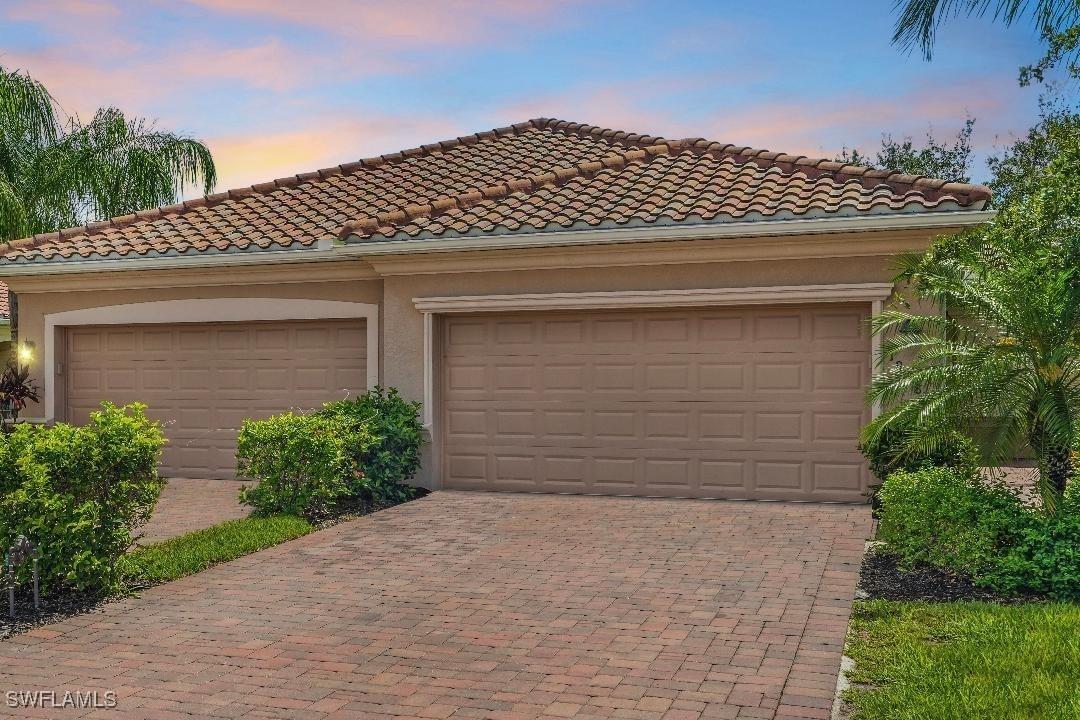 1908 Wellington St., Naples, FL 34120