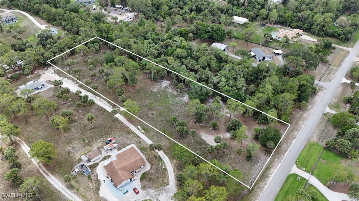 000 5th St., Naples, FL 34120