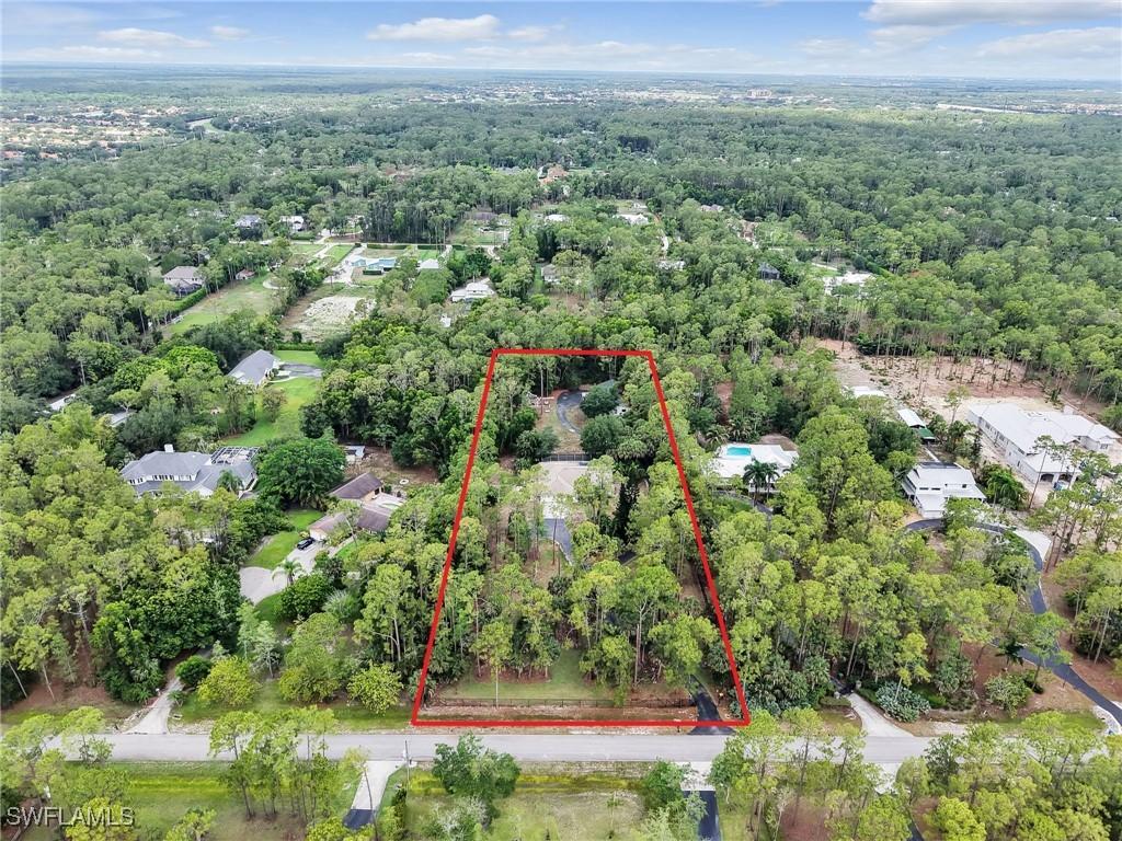 5810 Golden Oaks Ln., Naples, FL 34119