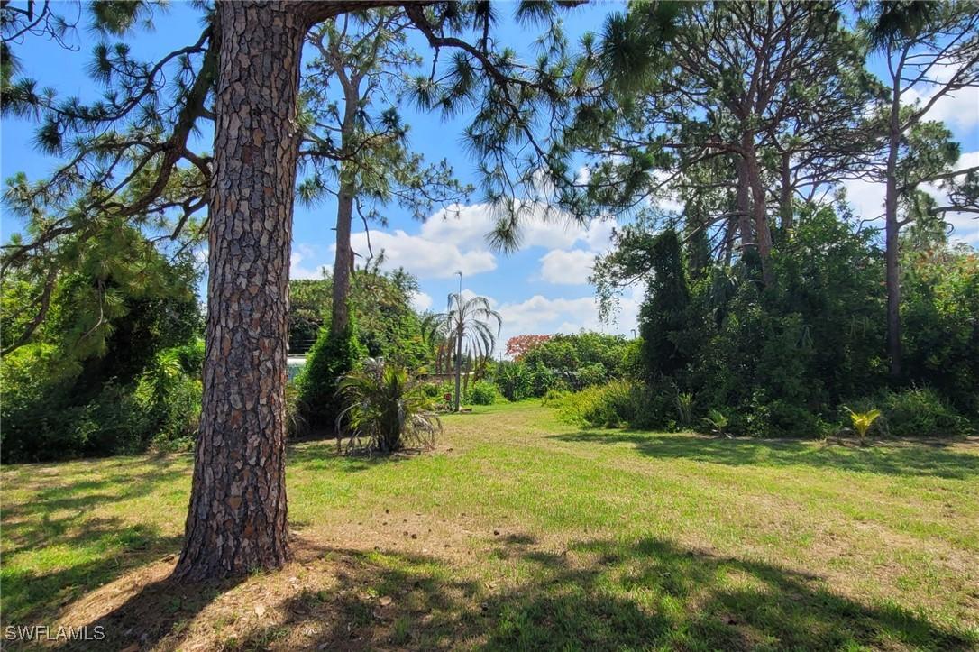 204 E Mariana Ave., North Fort Myers, FL 33917