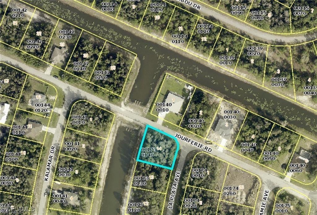 710 La Plata Ave., Lehigh Acres, FL 33974