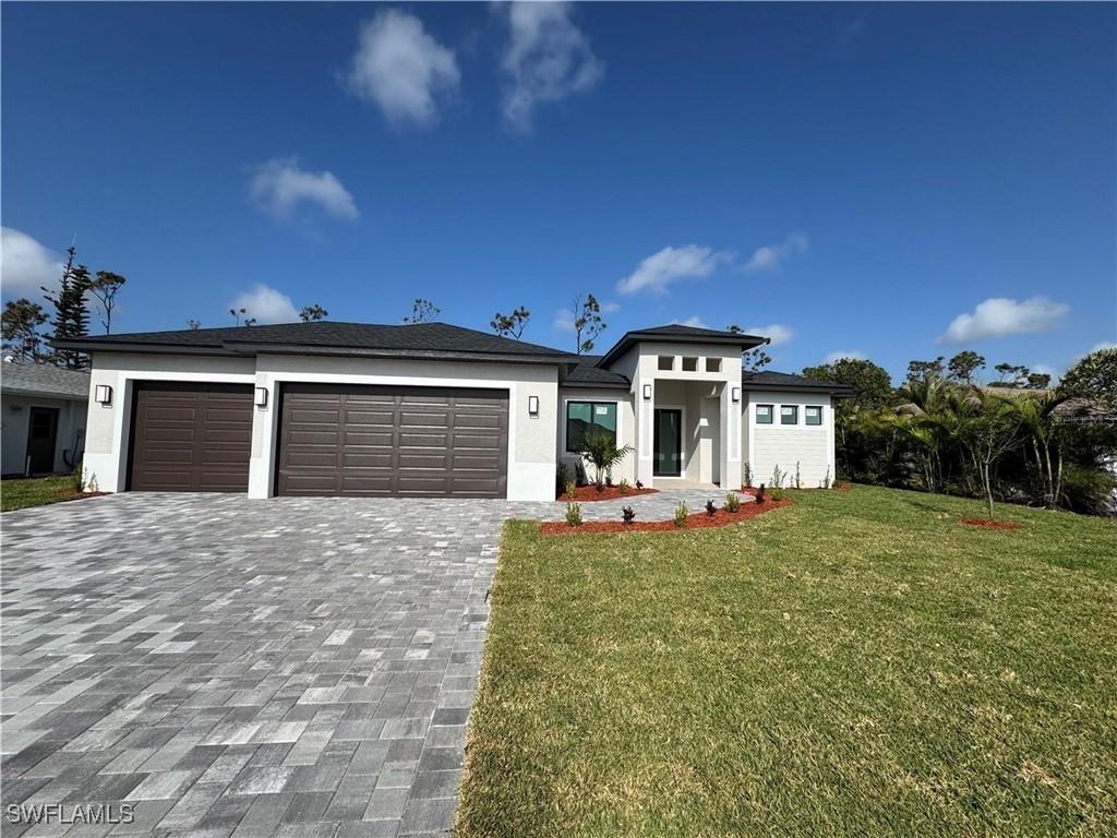 212 Fairway Rd., Rotonda West, FL 33947