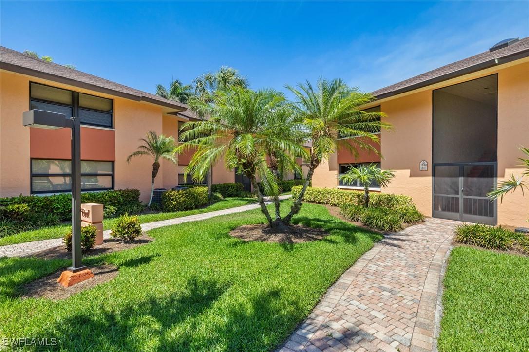 1512 Mainsail Dr. #10, Naples, FL 34114