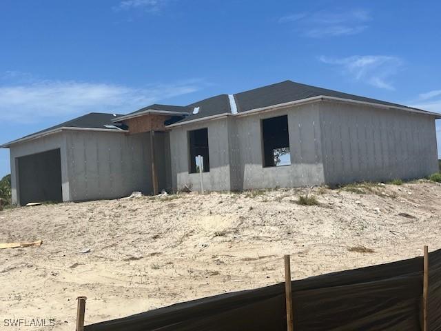 861 Newell St., Lehigh Acres, FL 33974
