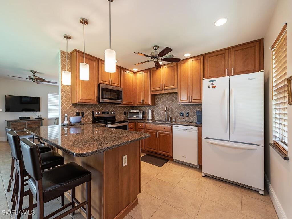 1400 Pompei Ln. #2, Naples, FL 34103