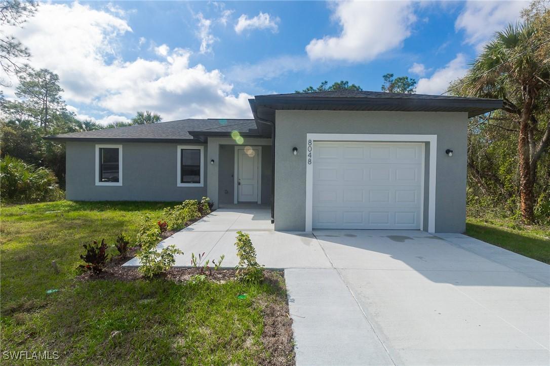 8048 Sherwood Cir., Labelle, FL 33935