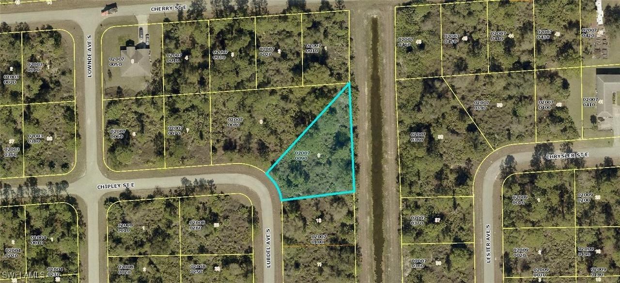 309 Lubdel Ave., Lehigh Acres, FL 33974