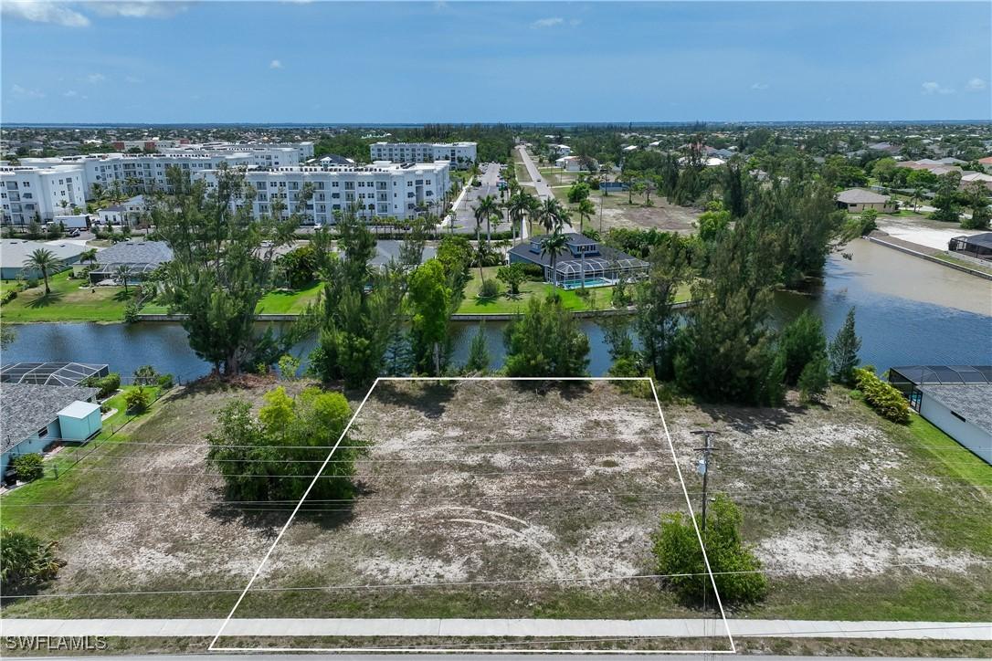 2300 SW 20th Ave., Cape Coral, FL 33991