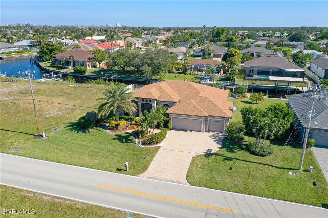 2127 SE 17th Pl., Cape Coral, FL 33990