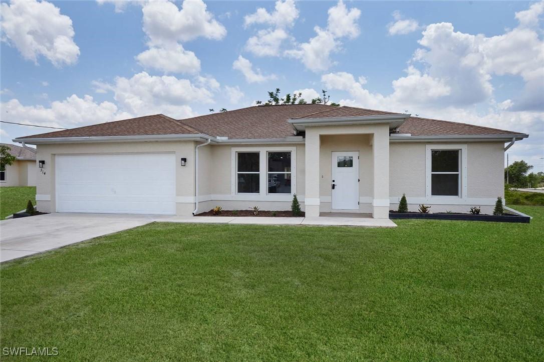 314 Pennfield St., Lehigh Acres, FL 33974