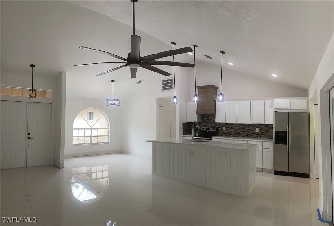 1640 8th St., Naples, FL 34120