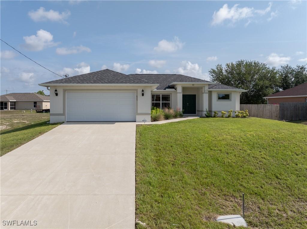 537 NW 14th Ter., Cape Coral, FL 33993