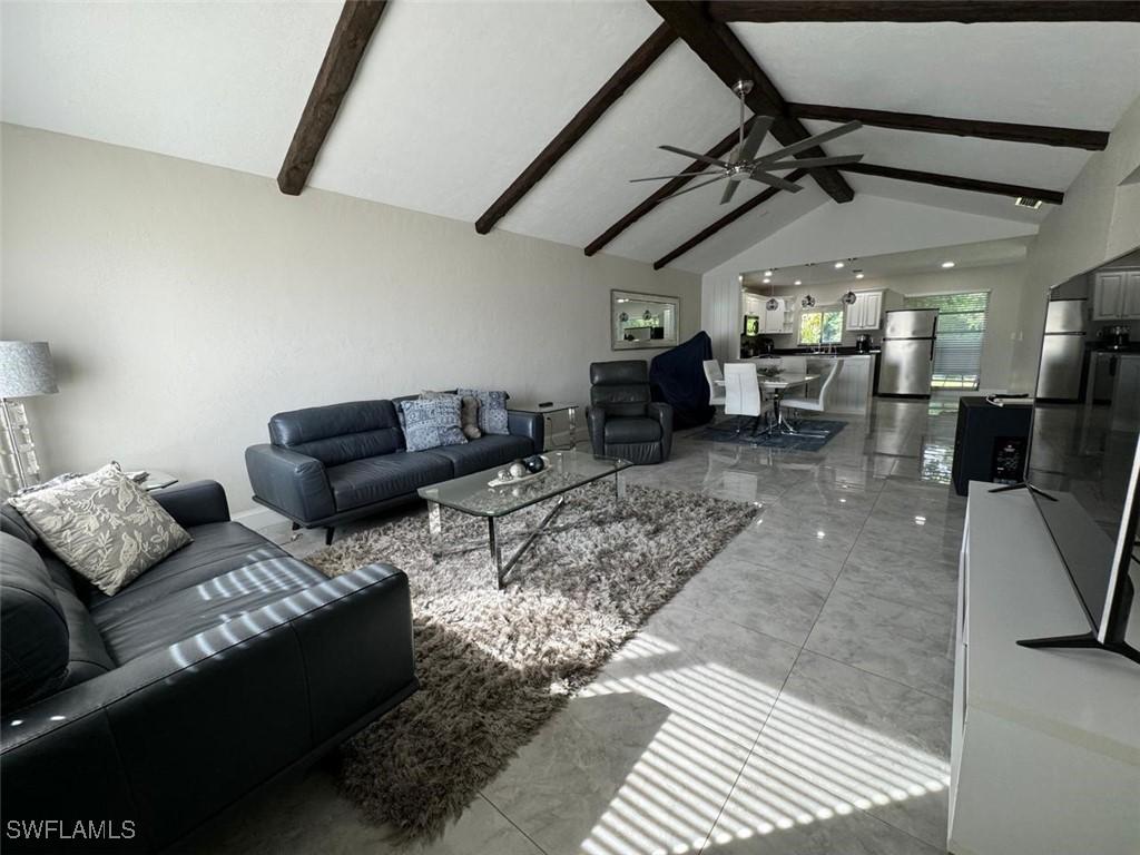 857 Palm View Dr. #32, Naples, FL 34110