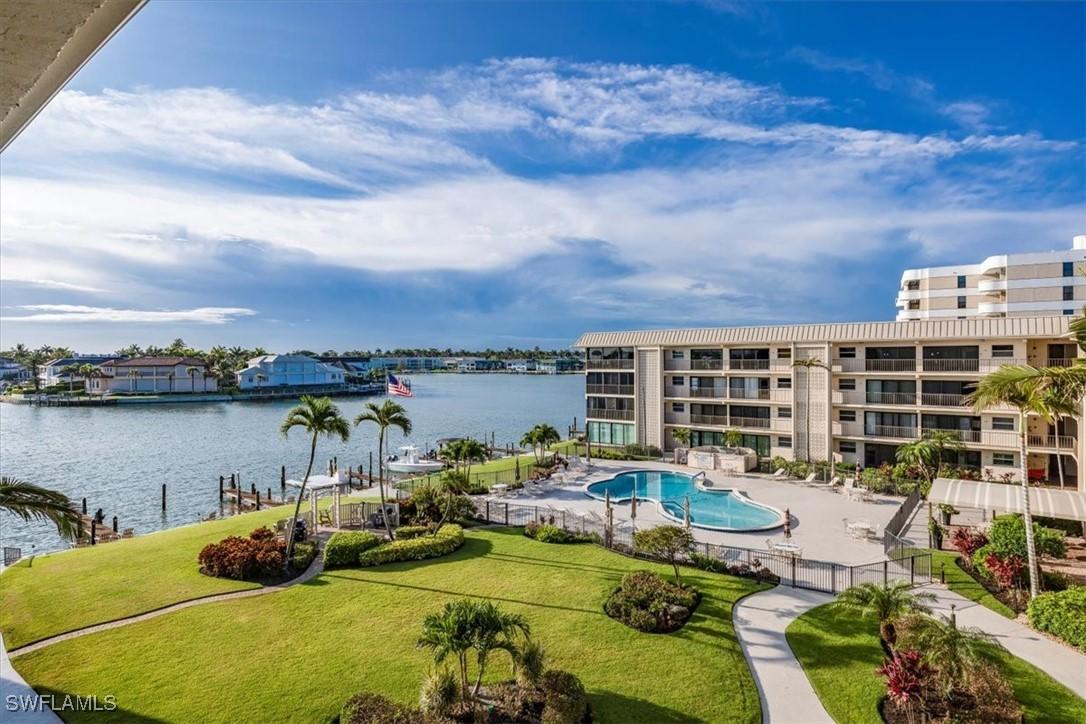 3200 Gulf Shore Blvd. #403, Naples, FL 34103
