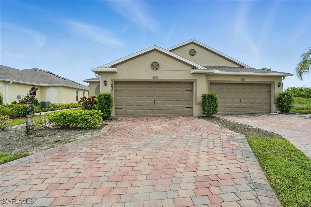 10692 Crossback Ln., Lehigh Acres, FL 33936