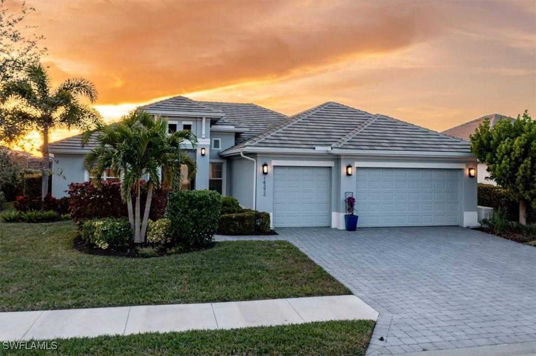 14372 Neptune Ave., Naples, FL 34114