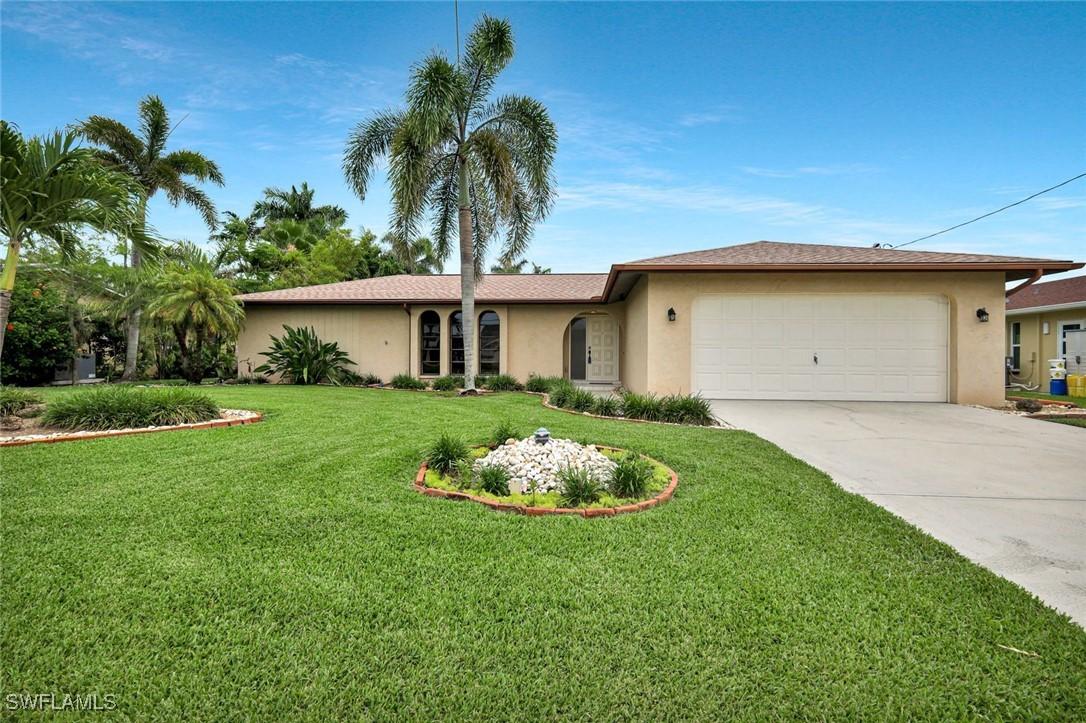 900 SW 54th Ln., Cape Coral, FL 33914