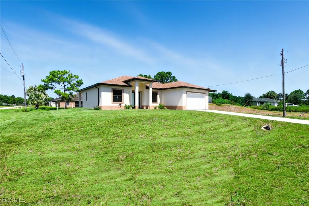 1901 Wanda Ave., Lehigh Acres, FL 33971