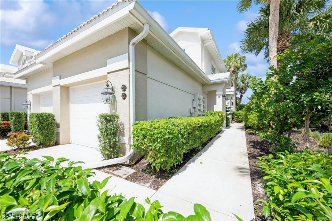 4610 Hawks Nest Dr. #104, Naples, FL 34114