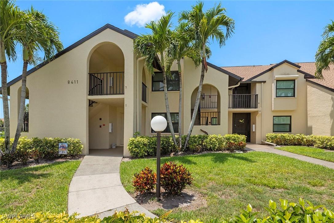 8411 Charter Club Cir. #1, Fort Myers, FL 33919