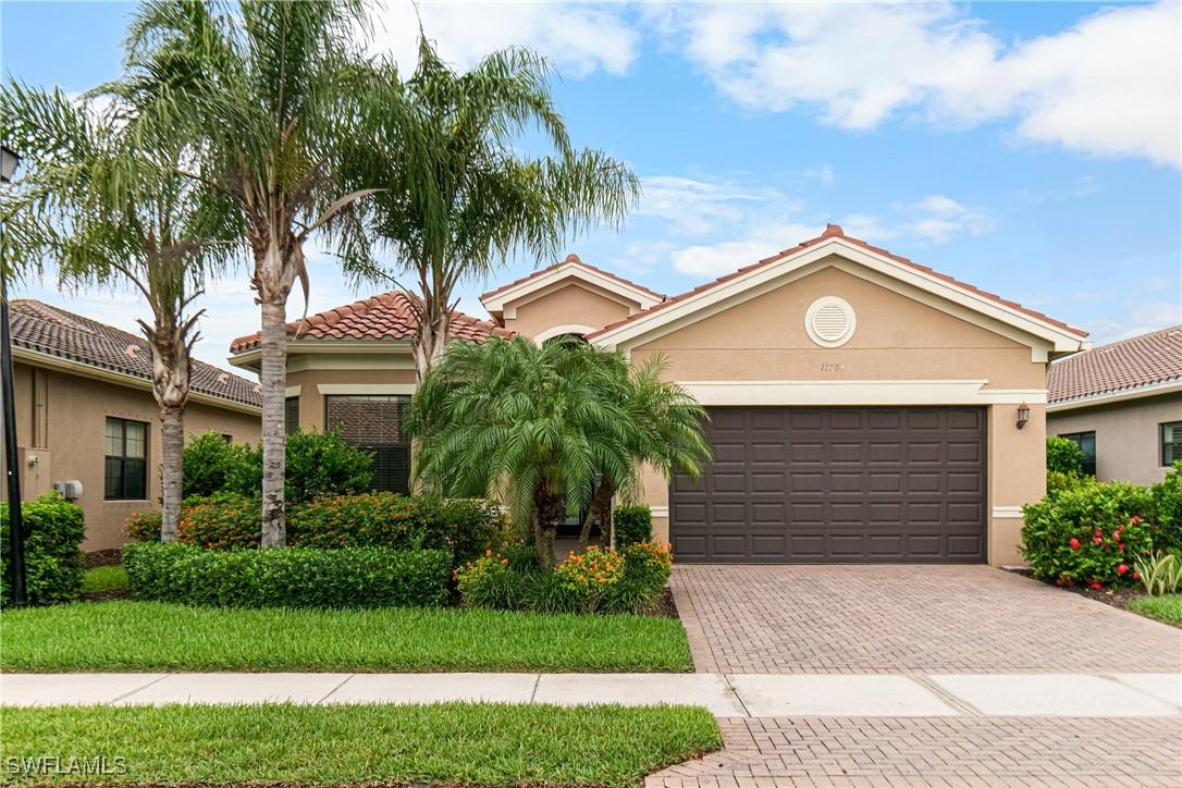 11704 Stonecreek Cir., Fort Myers, FL 33913