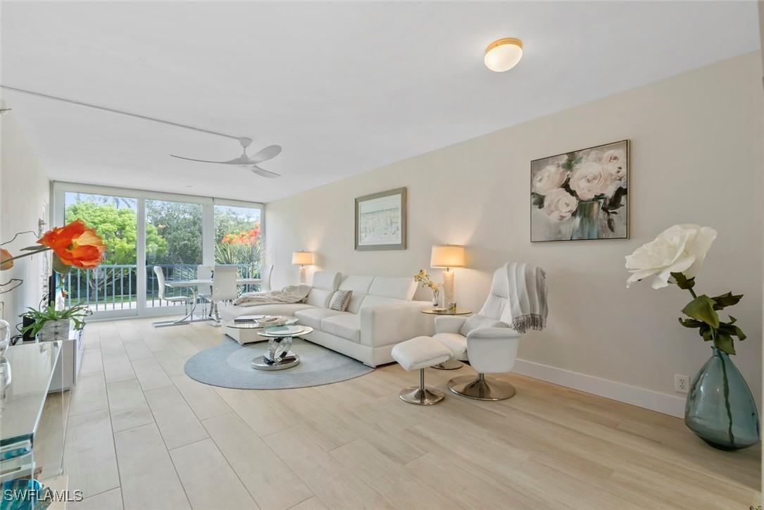 460 Broad Ave. #H460, Naples, FL 34102