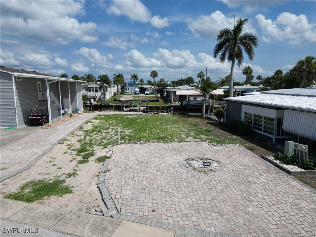 11370 Bougainvillea Ln., Fort Myers Beach, FL 33931