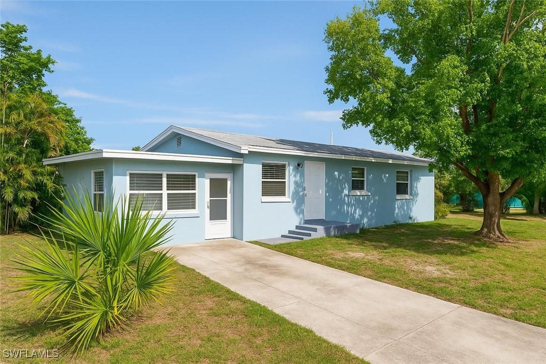 3847 Maxine St., Fort Myers, FL 33901