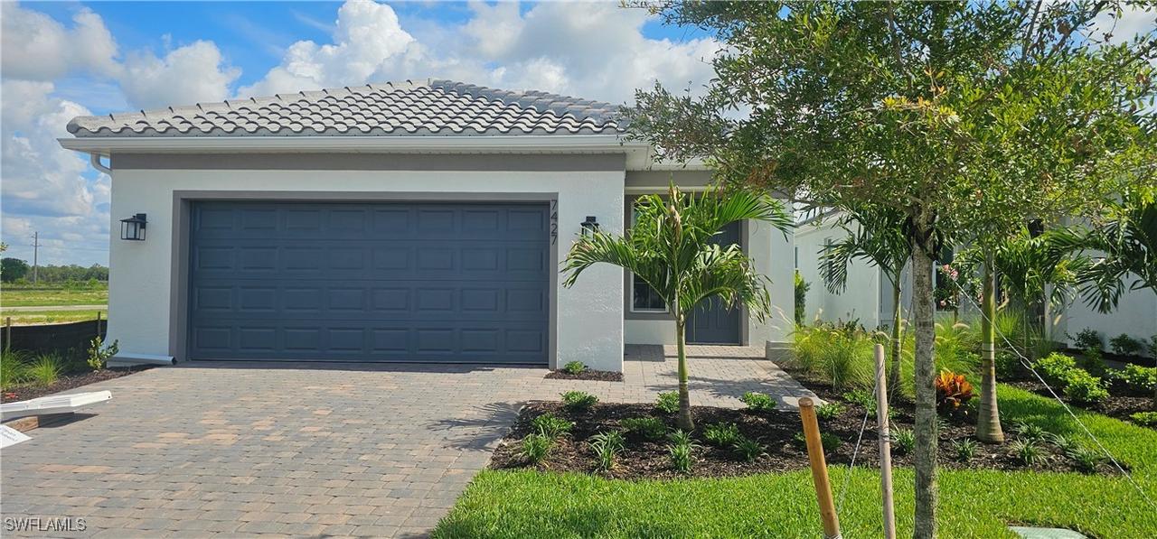 7427 Blue Salvia Dr., North Fort Myers, FL 33917