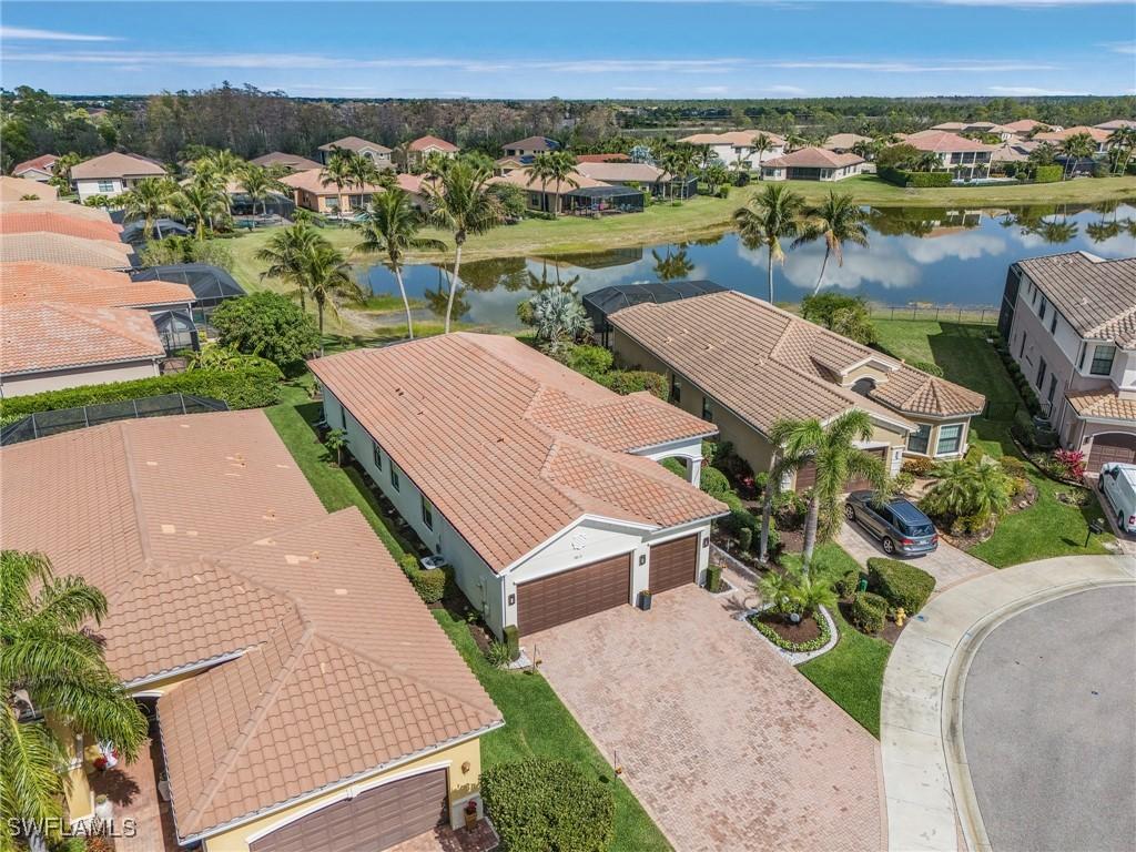 3813 Columbia Ct., Naples, FL 34119