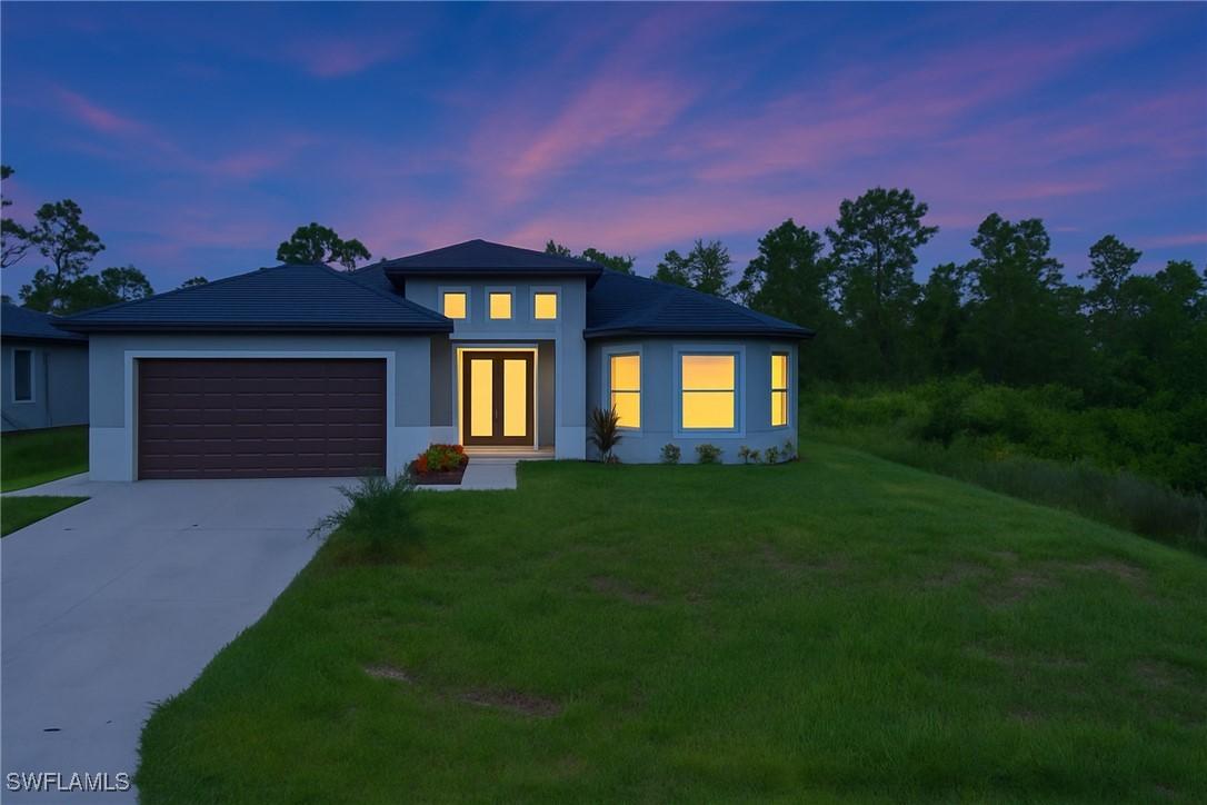 570 Sherwood Ave., Lehigh Acres, FL 33974