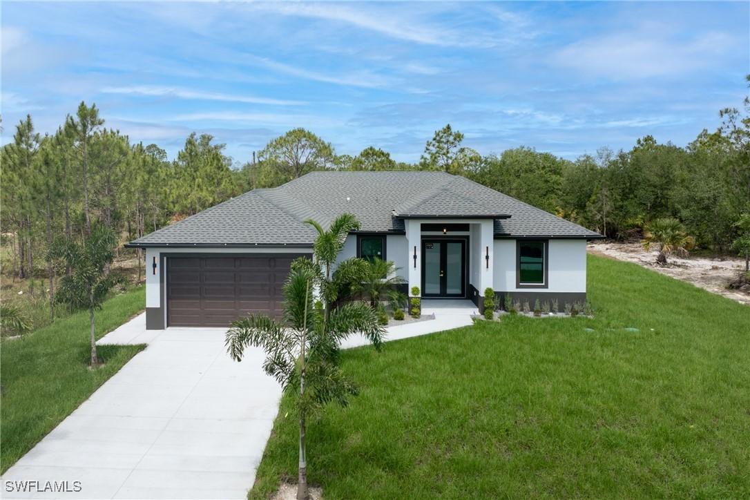 1015 Gerald Ave., Lehigh Acres, FL 33936