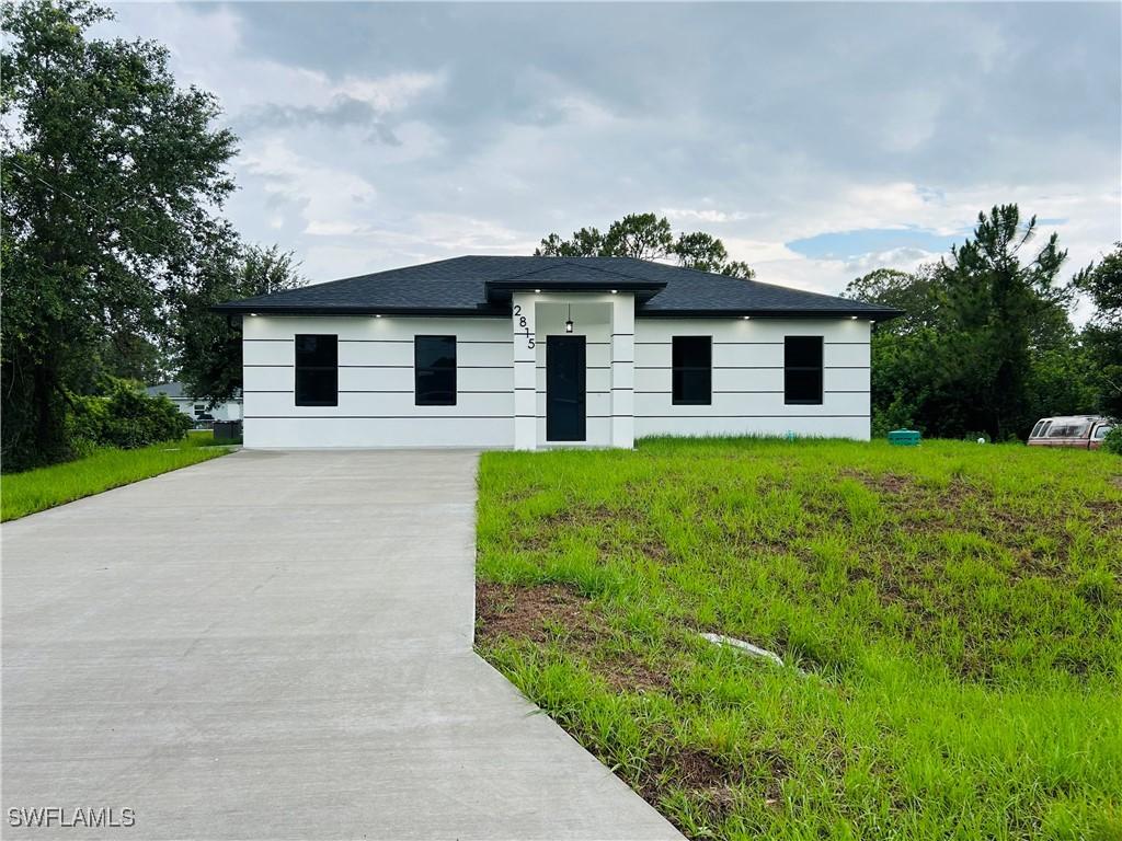 2815 4th St., Lehigh Acres, FL 33976