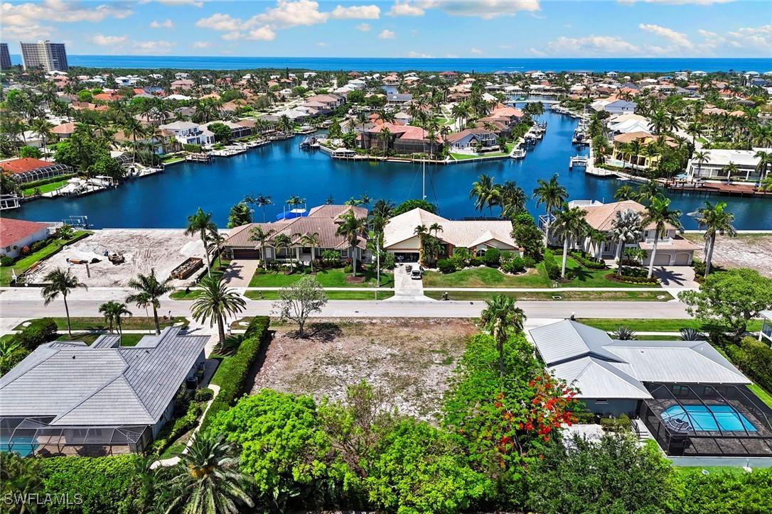 574 Tigertail Ct., Marco Island, FL 34145