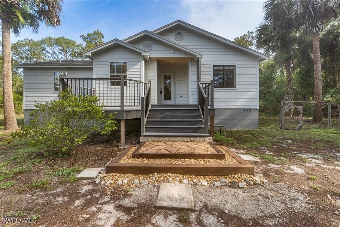 2721 8th Ave., Naples, FL 34117