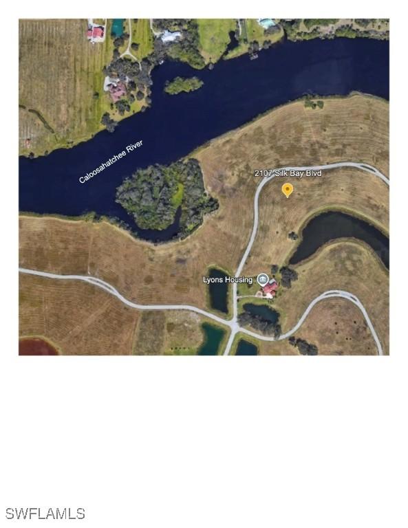 2107 Silk Bay Blvd., Alva, FL 33920