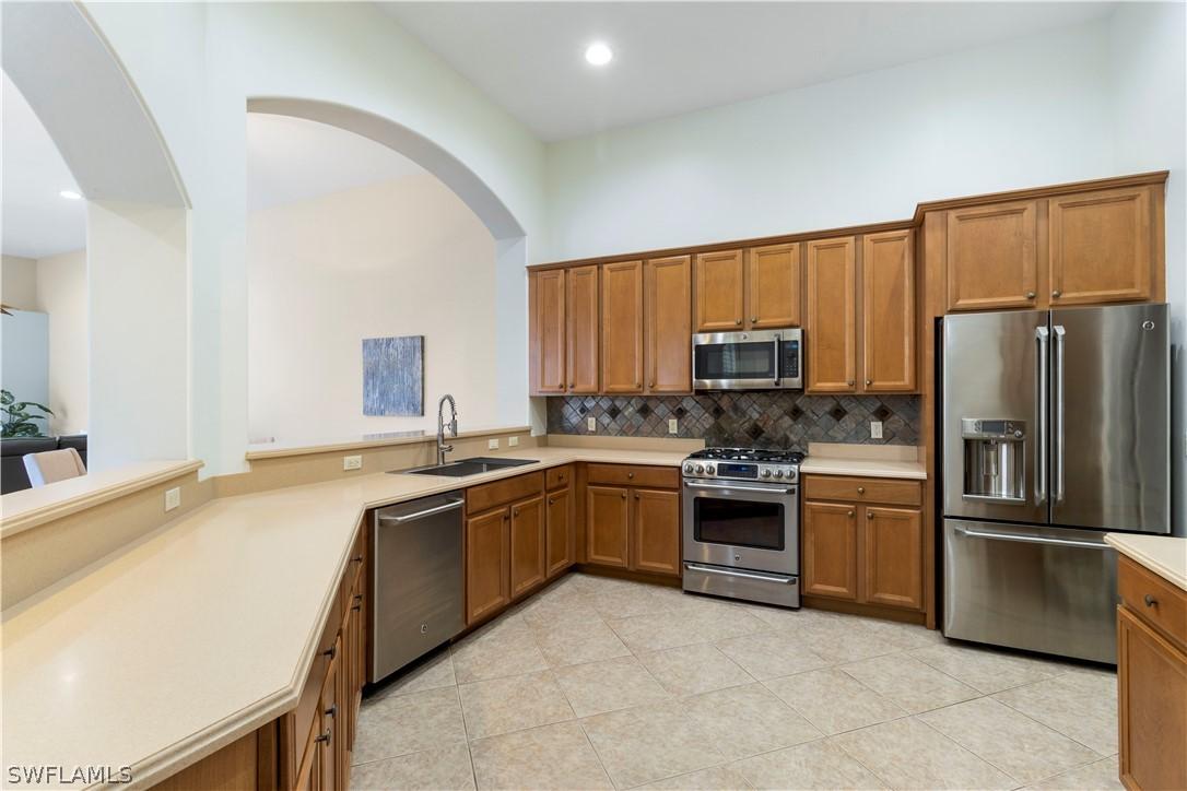 1757 Tarpon Bay Dr. #57, Naples, FL 34119