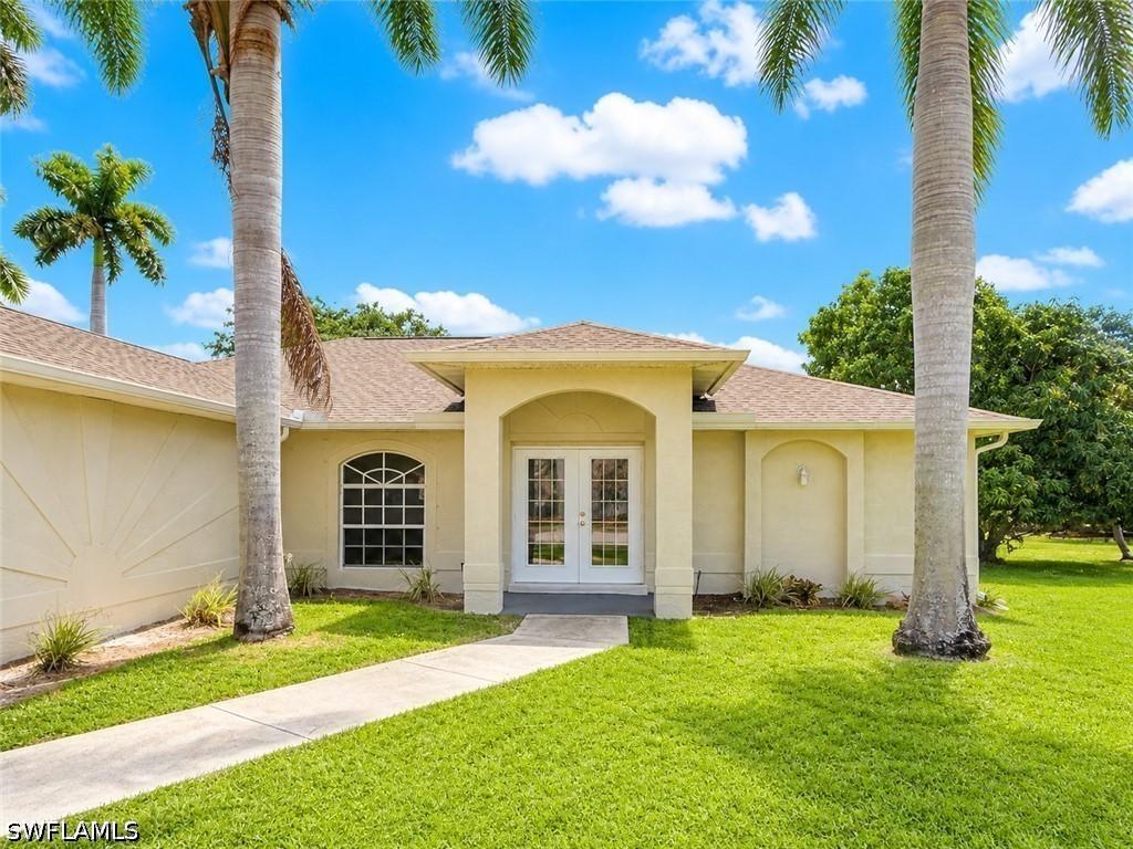 305 SE 16th Pl., Cape Coral, FL 33990