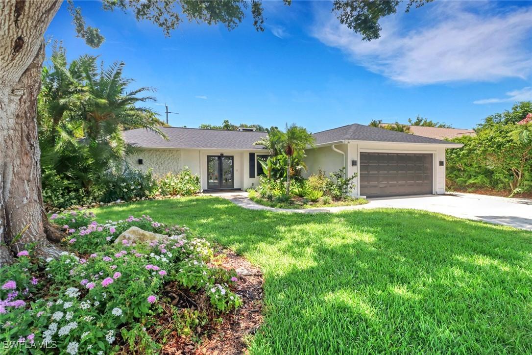 2255 Kings Lake Blvd., Naples, FL 34112