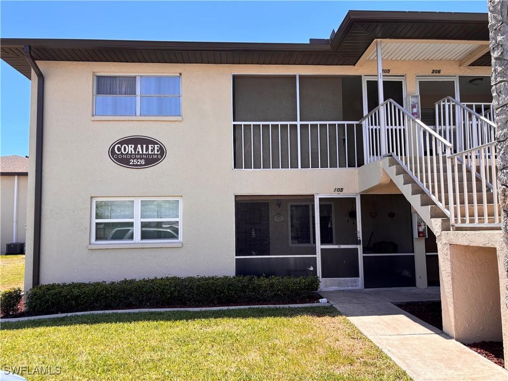 2526 SE 16th Pl. #105, Cape Coral, FL 33904