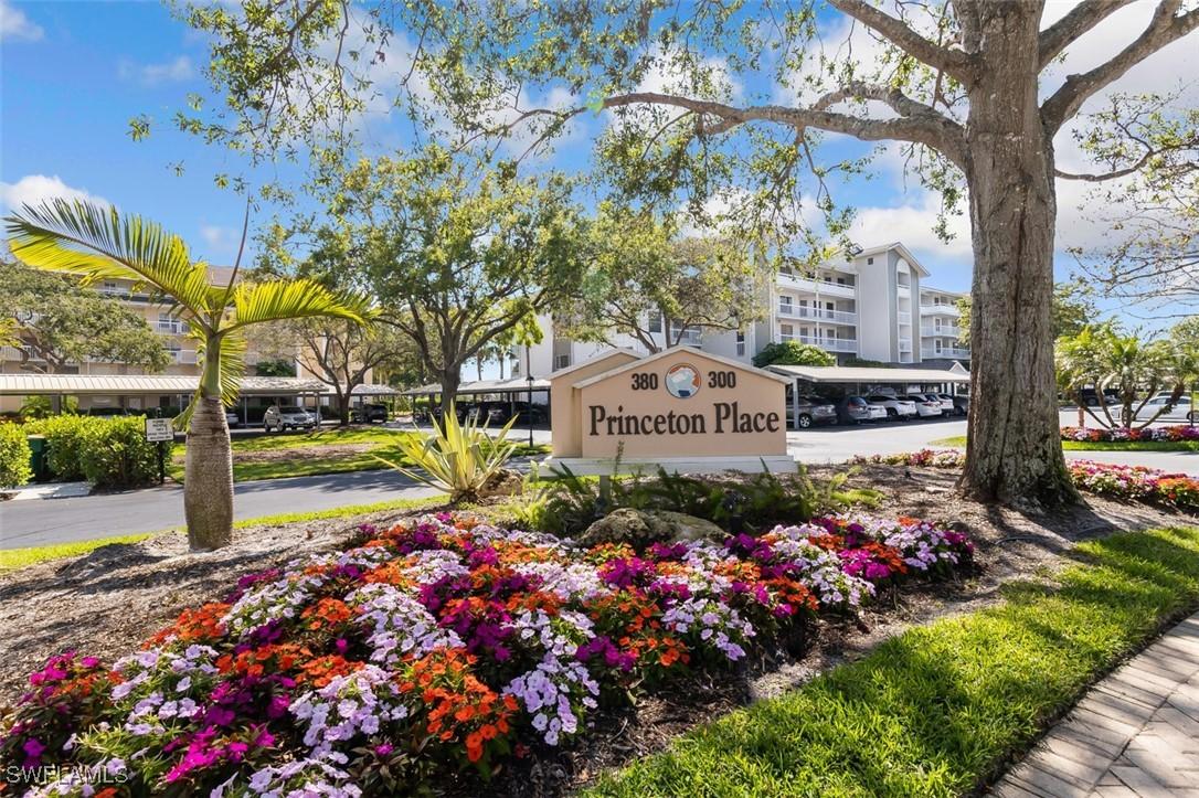 360 Horse Creek Dr. #308, Naples, FL 34110