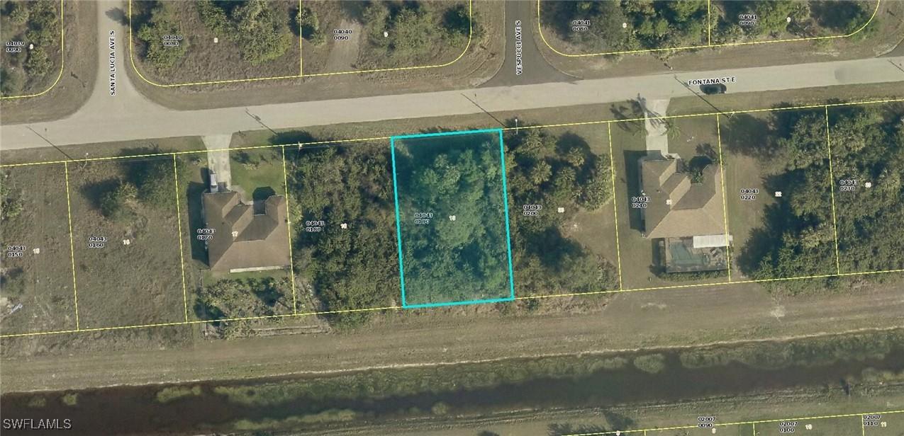 1138 Fontana St., Lehigh Acres, FL 33974